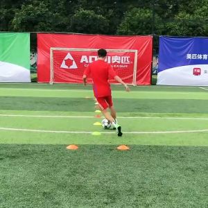 Marker Cone กรวยจาน ฝึกซ้อม คละสี เซตใหญ่ (แพ็ค 50 ชิ้น) แถมตาข่ายเก็บกรวย