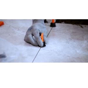 Túi 50 Ke Cân Bằng Gạch Ốp Hàng Bóng Lọai 1 Ke Vít Chốt Cân Bằng Tái Sử Dụng Được Nhiều Lần