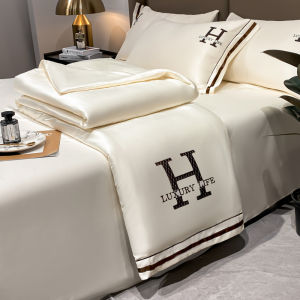 Breathable Lightweight Quilt 1 Person