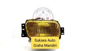 LAMPU KABUT BUMPER PALANG FOG LAMP FOGLAMP BEMPER CANTER PS110 PS125 PS136 HDX SHDX HDL EURO4 EURO 4 CANTER FE71 FE 74 FE84 KUNING