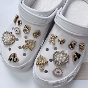 16Pcs/Set Crocs Charms Shoes Decoration Accessories Pearl Crystal Diamond Letter Jewelry Removable Shoe Buckle for Crocs