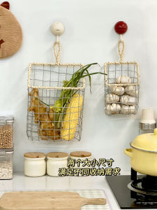 กระดานติดผนังสำหรับเก็บกระเทียม กระเทียม วัสดุเหล็กชุบอะซิเตท ตะขอสำหรับรัดฟิล์มป้องกันความชื้น ตะขอติดประตูตู้เย็น