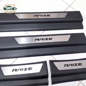 Sillplate Samping Injakan Samping Mobil Raize Hitam