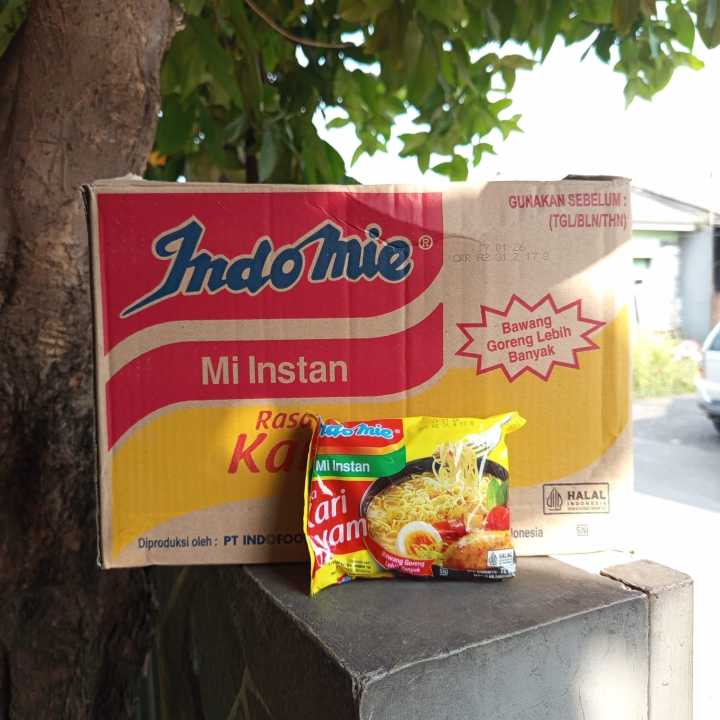 Indomie kari ayam 1 dus isi 40 pcs mie kuah kari | Lazada Indonesia