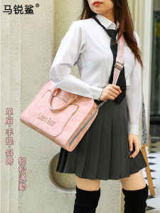 Fashionable Single Shoulder Laptop Bag 13.3 Inch Waterproof Commuting Briefcase for Business Travel Suitable for Men And Women