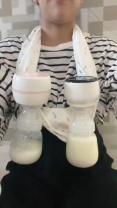 🌟หน้าจอสัมผัส🌟เครื่องปั๊มนมไฟฟ้า 15 ระดับ 4 โหมด 2000mAh ปั้มนมแบบไม่เจ็บ เครื่องปั๊มนม ชาร์จไฟได้ วัสดุ PPที่นำเข้า ความจุขนาดใหญ่ 180ml ปั้มนมแบบไ ที่ปั้มนมไฟฟ้า Electric Breast Pump Wireless Breast Pump