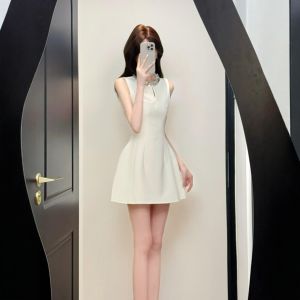CHANGTONG | Elegant Petite French Style Waist-Cinching Dress
