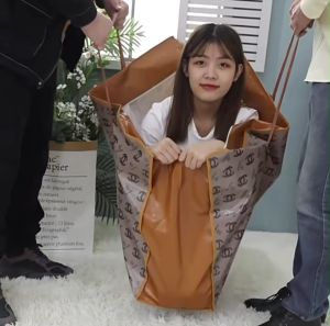 Makapal Sako bag Travel bag Luggage bag Woven bag zipper bag eco bag random pattern 6 sizes Foldable (Pataas)