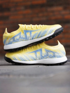 Lightweight Supple Shock Absorption Anti-twist Mens Soccer Shoes TF