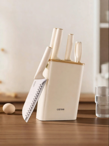 CAROTE | Baby-friendly Stainless Steel Kitchen Knife Set