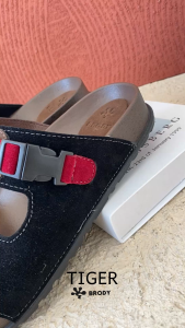 Brody Tiger Sandal Slop Ban Dua Pria Kasual Terbaru