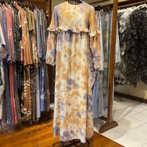 Azumi Dress by Dian Pelangi LIMITED EDITION Busana Muslim Baju Maxi Gamis Abaya Kaftan Gaun Outfit Pesta Pernikahan Kondangan Casual Formal Wanita Hijaber Cantik Anggun Modis Modern Elegan Mewah Model Korea Terbaru Motif Jumputan Tie Dye Kekinian