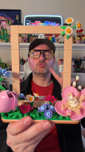 [BrickStory] LEGO Botanicals Floral Picture Frame (40916)(310 Pieces)