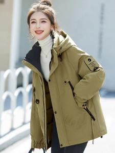 แจ็คเก็ตแบบลำลองสไตล์อเมริกันสำหรับผู้หญิงในฤดูใบไม้ร่วงและฤดูหนาวปี 2025 ทรงหลวม แฟชั่น แจ็คเก็ตขนสัตว์หนา เสื้อผ้าทำงาน