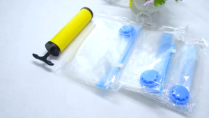 【Ready Stock】Vacuum Storage Bag With Pump Travel Portable Space Saving Storage Bag Compression Bag 真空收纳袋