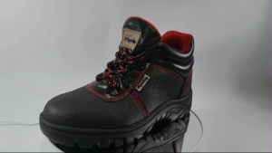 FLYWING FW600Z Mid-Cut Safety Shoes – 100J Steel Toe Rugged Build & Secure Laced Fit for Industrial Use