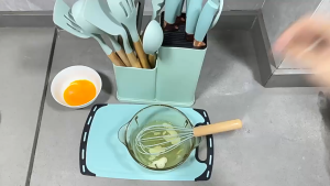 19 Pieces Silicone Kitchen Utensil Knife Storage Bucket Set with Stainless Steel Fruit Knives & Durable Silica Gel Spatulas for Cooking Needs Cookware