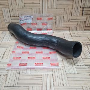 KARET SELANG RADIATOR BAWAH ISUZU GIGA FVR 240
