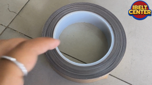 เทปทนต่ออุณหภูมิสูง300องศา PTFE ผ้าฉนวนกันความร้อนกาวเทปปิดผนึกผ้า หนา0.25mm.ยาว20เมตร กว้าง25mm./50mm.