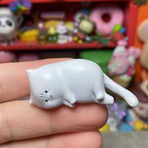 Dreamer Angry White Cat Toy Figure out of Box Plaything Collectible Anime Game Collectibles for Fans over 14 Years Old