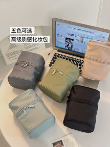 Portable Travel Makeup Bag for Cosmetics Toiletries