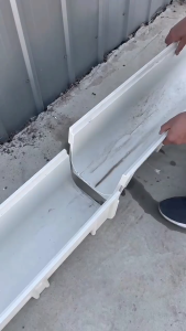 Drainage grooves resin drainage ditches prefabricated linear drainage ditches. Underground gutters