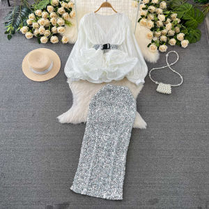 ชุดแฟชั่นผู้หญิงเสื้อเชิ้ตผ้าเงาคอวีแขนยาวทรงโคมเรียบหรูแบบเซเลบริตี้สำหรับสุภาพสตรีกระโปรงเอวสูงปักเลื่อมสำหรับผู้หญิง