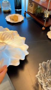 Delicate Lotus Placemat Embroidered Elegant Lotus Printed Tablecloths Creative Chemical Fiber Heat Insulation Mats Decorative Heat Resistant Table Pad Coasters Home Party Wedding