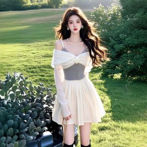 แฟชั่นแขนยาวปิดไหล่ชุดผู้หญิง 2025 ใหม่โบว์เอวชุดแขวนอารมณ์เย็บชุดปิดไหล่