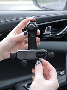 Universal Car Mount Mobile Phone Stand 360° Rotation Auto Lock Air Vent Holder for Navigation Calls X21