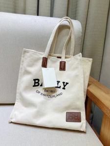 Casual Canvas Tote Bag Womens Underarm Large Capacity Lightweight Commuting Bag for Class Casual Canvas Bags Leisure Tote