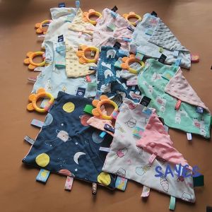 Khăn kết hợp đồ gặm nướu khăn xoa dịu khăn doudou khăn đồ chơi khăn thấm dãi