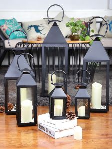 European-Style Minimalist Retro Outdoor Floor-Standing Storm Lantern Portable Lamp Wrought Iron Creative Candlestick Decoration Wedding Props Barn Lantern