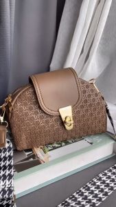 BRENDA Tas Selempang Wanita OOTD Terbaru Mewah Motif Anyam Kunci Putar