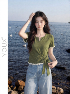 YOUXIANG | Áo Thun Ôm Body Dáng Ngắn Tay Cổ Nơ