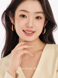 Handmade French Matte Gold Large Hoop Earrings Unique Design Minimalist Style High-End Feeling Ear Jewelry for Women