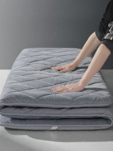 Mercury | Thick Warm Student Mattress Pad