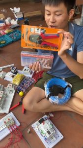 Kìm bấm cos vuông HSC8 6-4A tự điều chỉnh kèm 1200 đầu cos đủ loại cos ống tròn cos pin(Gửi 1200 phụ kiện)