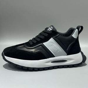 Mens Casual Shoes Fashionable Top Layer Cowhide Leather Breathable Comfortable Flat Bottom Board Shoes Sporty Style