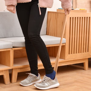 Redwood Long Handle Shoe Horn Wooden Natural Material Home Use Assistance for Putting on Shoes Family Daily Use Shoe Care