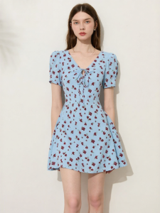 D-PLAY | Resort Blue Floral V-neck Puff Sleeve Bow Waist Dress