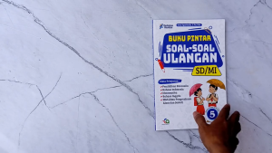 Buku Siswa Pintar Soal-Soal Ulangan SD/MI Kelas 5 Kurikulum Merdeka -Cahaya Agency