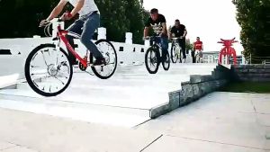 จักรยาน จักรยานเสือภูเขา จักรยานผู้ใหญ่ 26 นิ้ว ตัวลดความรุนแรง โครงเหล็กคาร์บอน Mountain Bike จักรยาน จักรยานเสือภูเขา จักรยานผู้ใหญ่ โช๊ครับแรงกระแทกอย่างดี