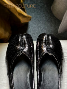 Casual Design Tabi Split-Toe Horse Hoof Shoes Womens Low Cut Genuine Leather High Heel Single Shoes Bursting Ballet Shoes Outdoor Wear