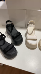 Sandal Đế Bánh Mì Cao 9.5CM Da PU X590-0905