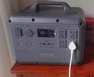 Trạm điện sạc dự phòng Cao Cấp Chính Hãng Marstek  2240W1200W 500W Máy Phát Điện Di Động ib 0984.651.088