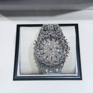 Đồng Hồ Đeo Tay Nam Sang Trọng Màu Đen PINTIME Với Vương Miện Gai Đính Kim Cương Đá Hip Hop Thời Trang Đồng Hồ Đeo Tay Thạch Anh Chống Sốc Lịch Dạ Quang