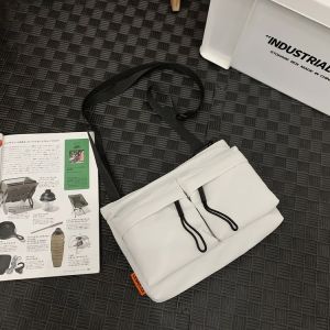 K-style Crossbody Bag Men Casual and Lightweight Nylon Messenger Bag Tooling Style Mobile Phone Bag Fashion Sports Shoulder Bag Female