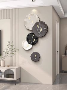 Modern Decorative Clock Painting Nine Fish Diagram Living Room Dining Room Sofa TV Background Wall Art Kitchen Cabinet Wall Picture