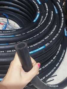 SELANG POMPA BENSIN MINI METAGOMA 3/4 INC / 19 MM ( 1 KAWAT)